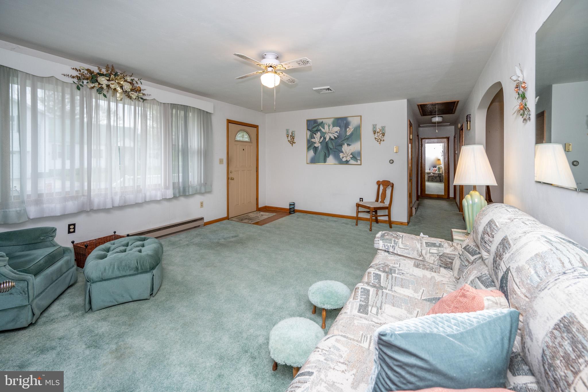 MOUNTAIN LAKE PARK - Residential