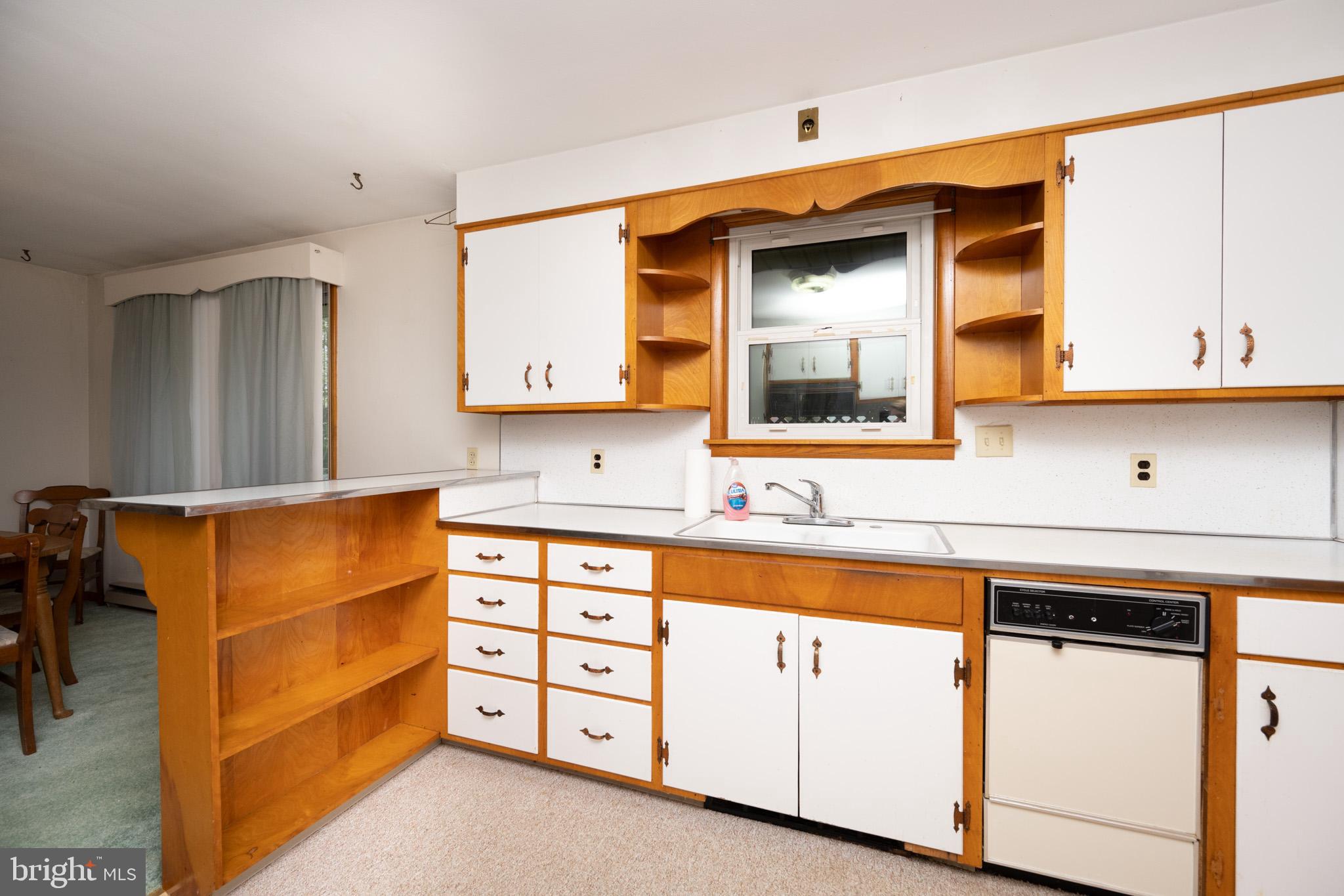 MOUNTAIN LAKE PARK - Residential