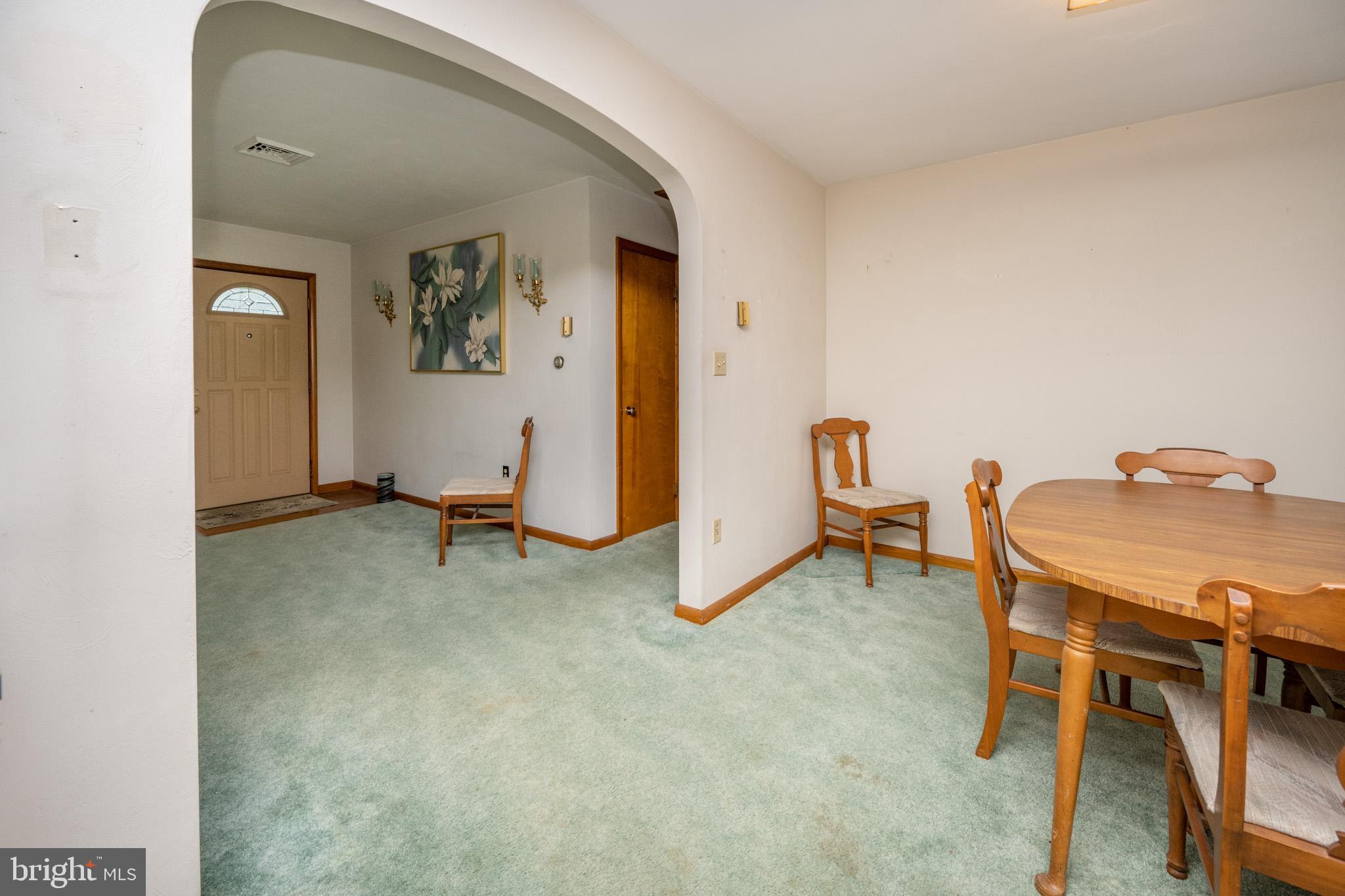 MOUNTAIN LAKE PARK - Residential