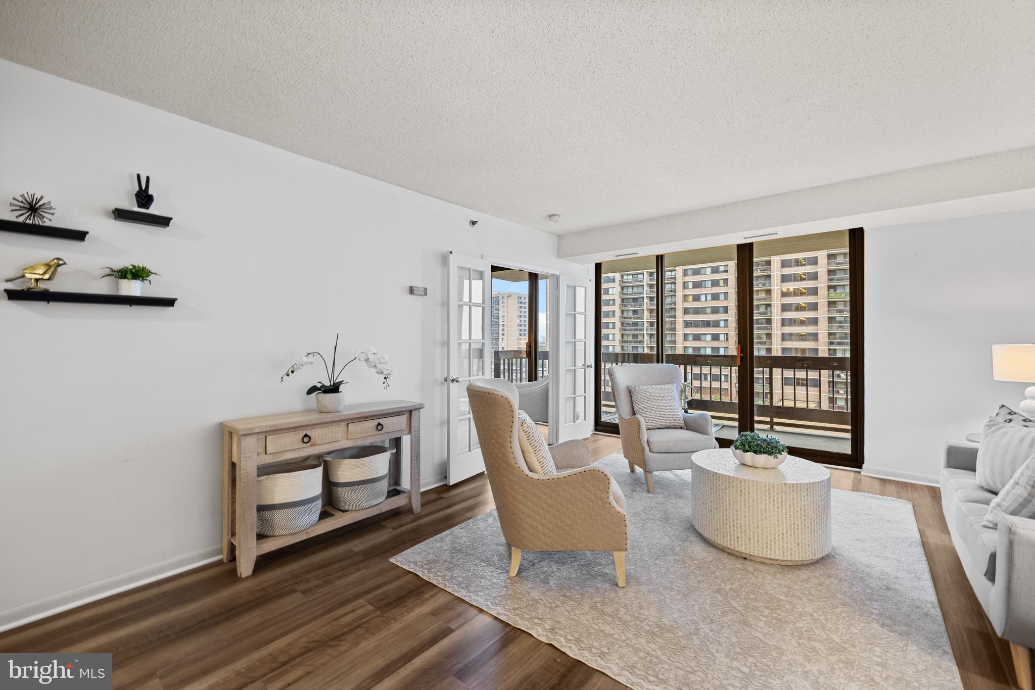 SKYLINE SQUARE CONDO - Residential