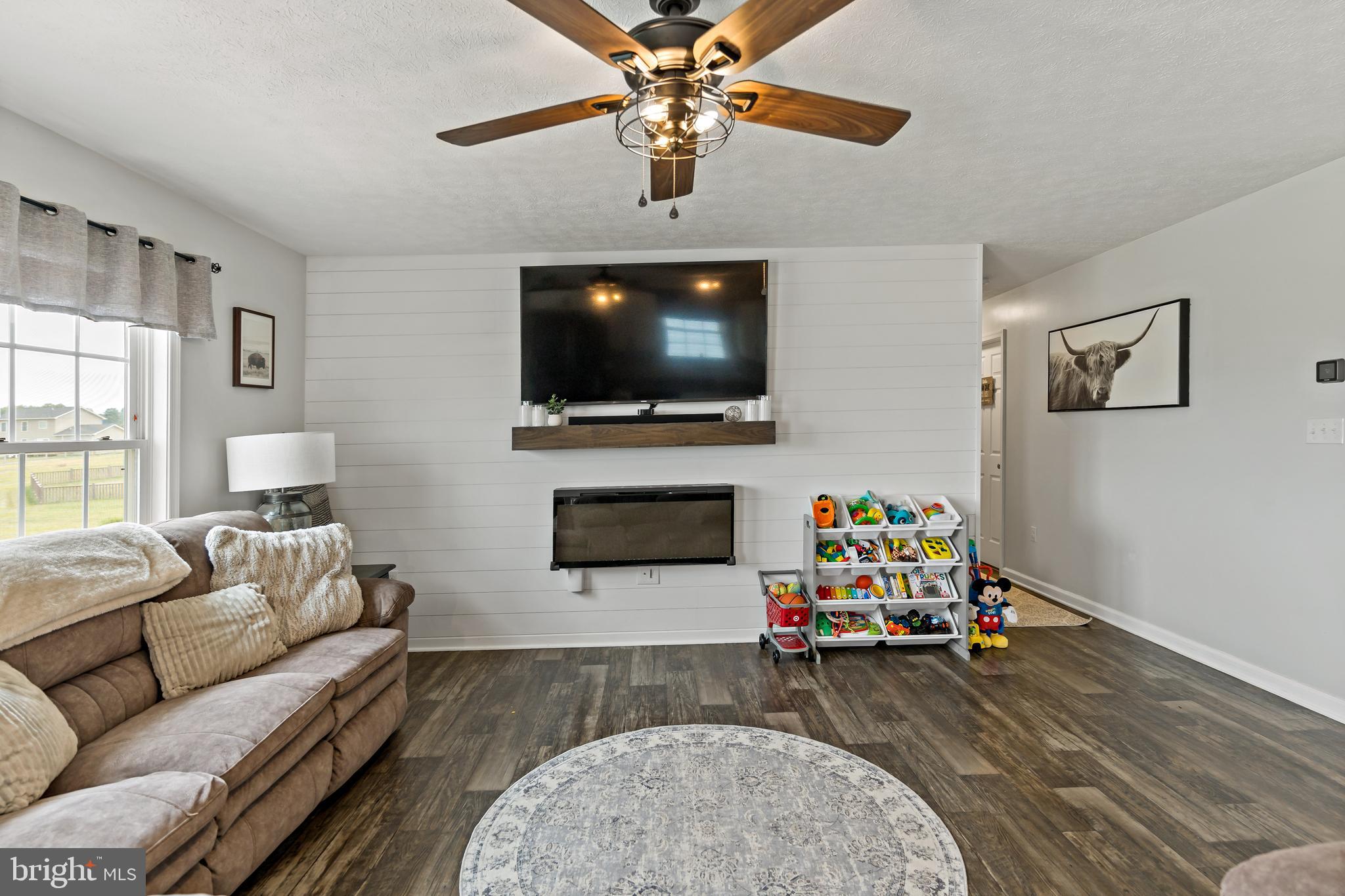 PEBBLE RIDGE - Residential