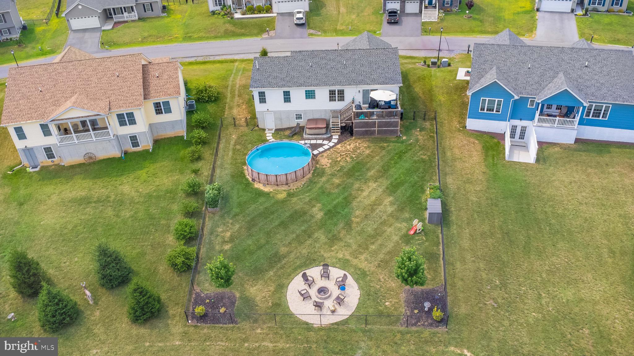 PEBBLE RIDGE - Residential