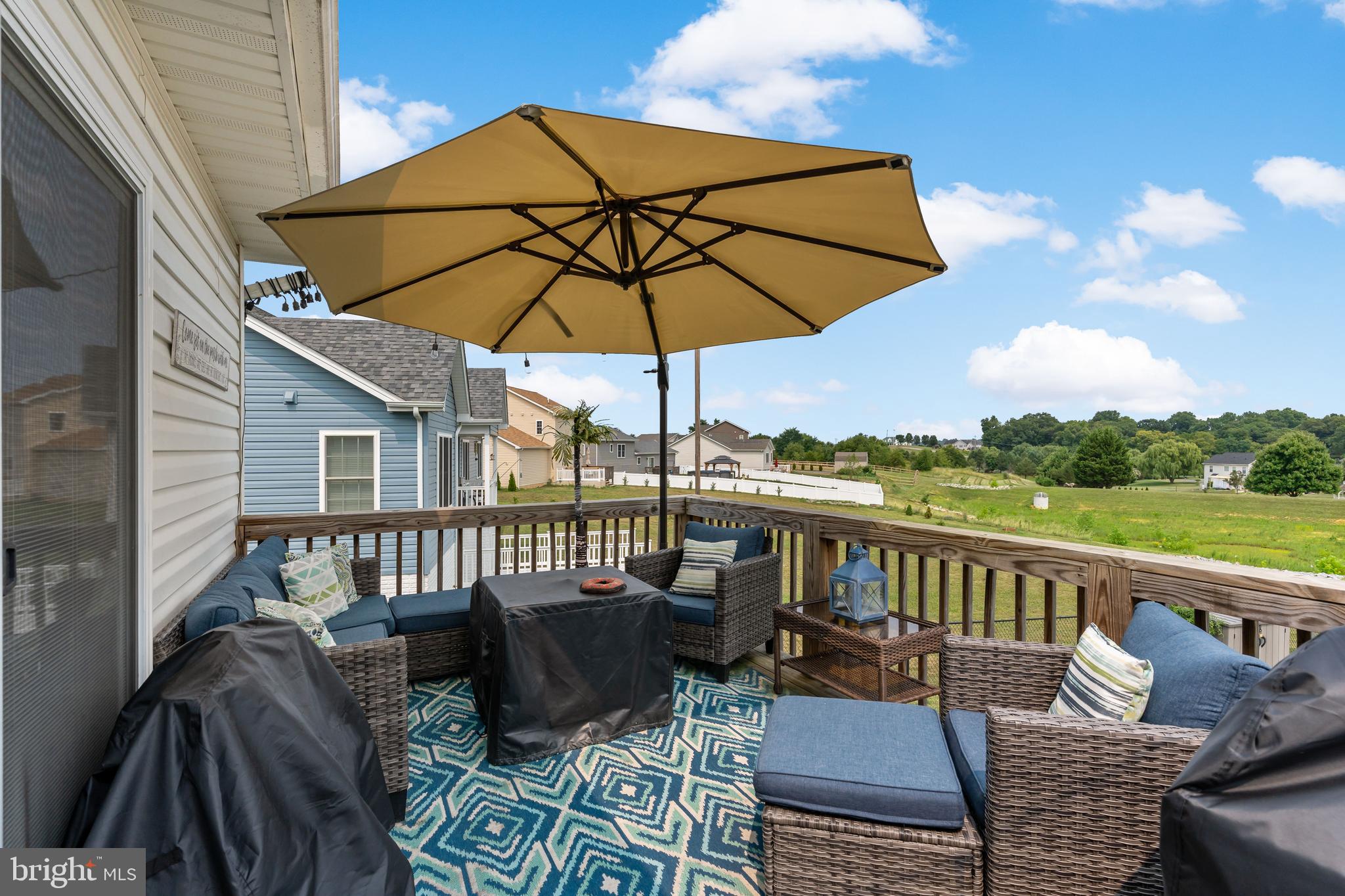 PEBBLE RIDGE - Residential