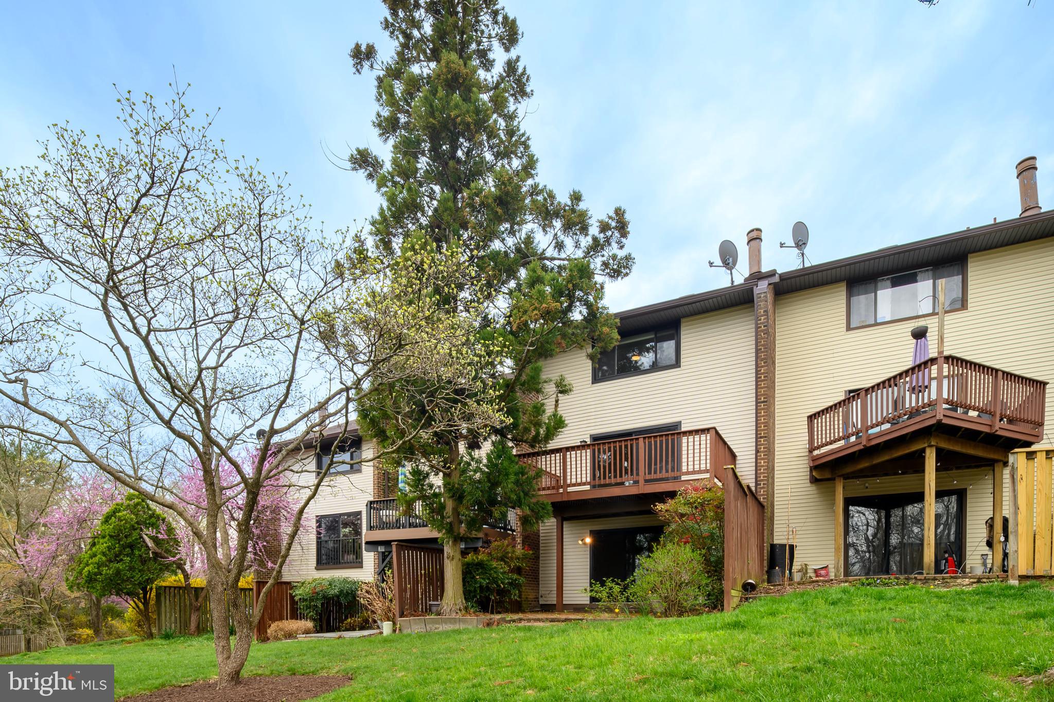 VANTAGE POINT - Residential