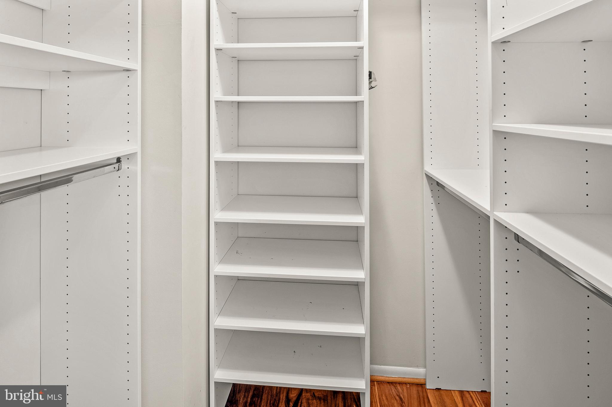 VANTAGE POINT - Residential