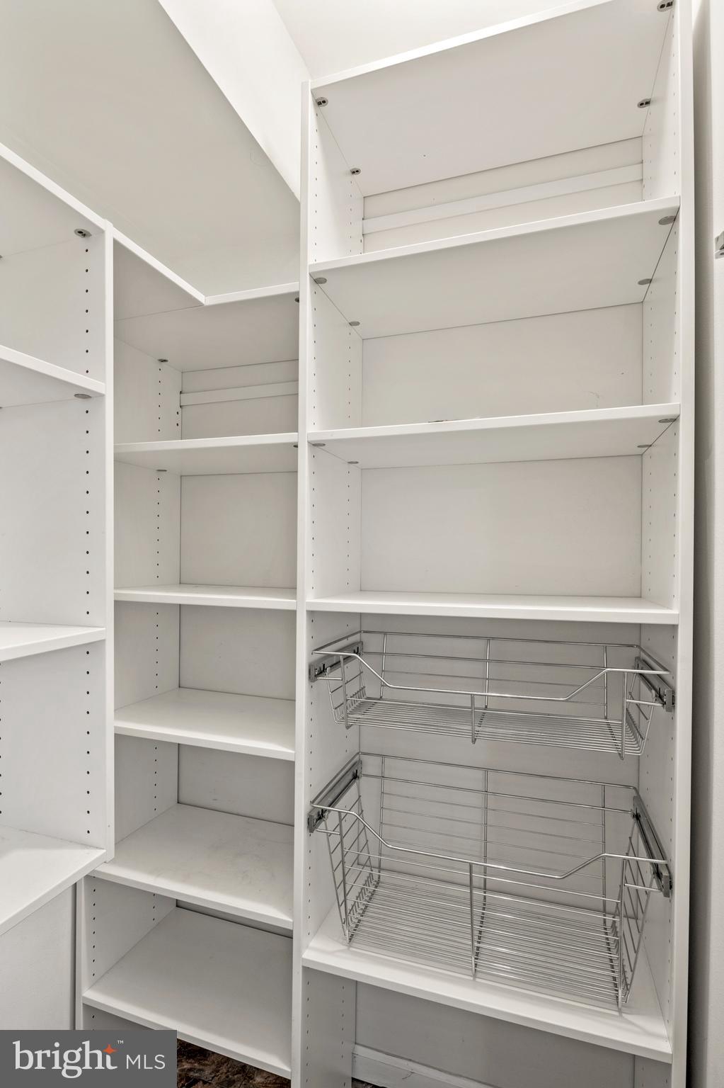 VANTAGE POINT - Residential