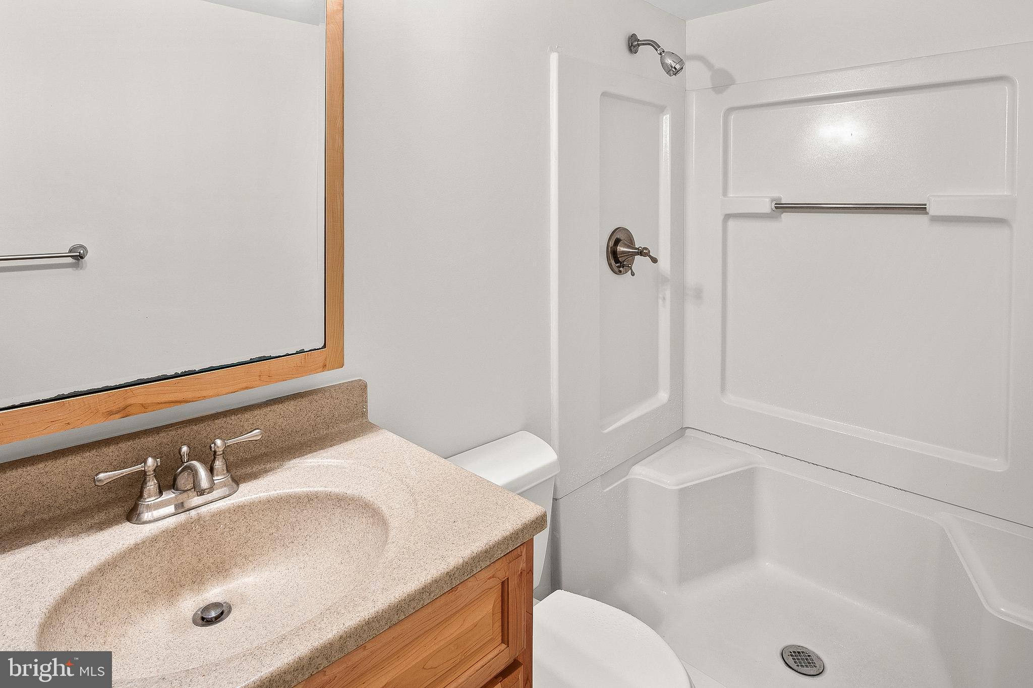 VANTAGE POINT - Residential