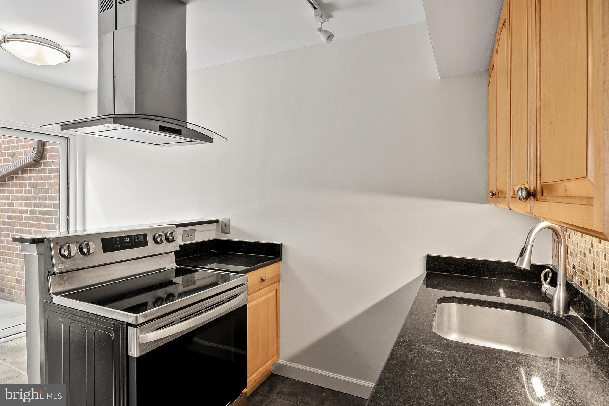 VANTAGE POINT - Residential