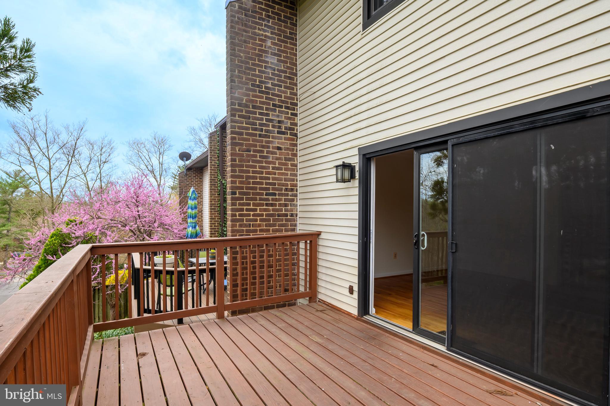 VANTAGE POINT - Residential