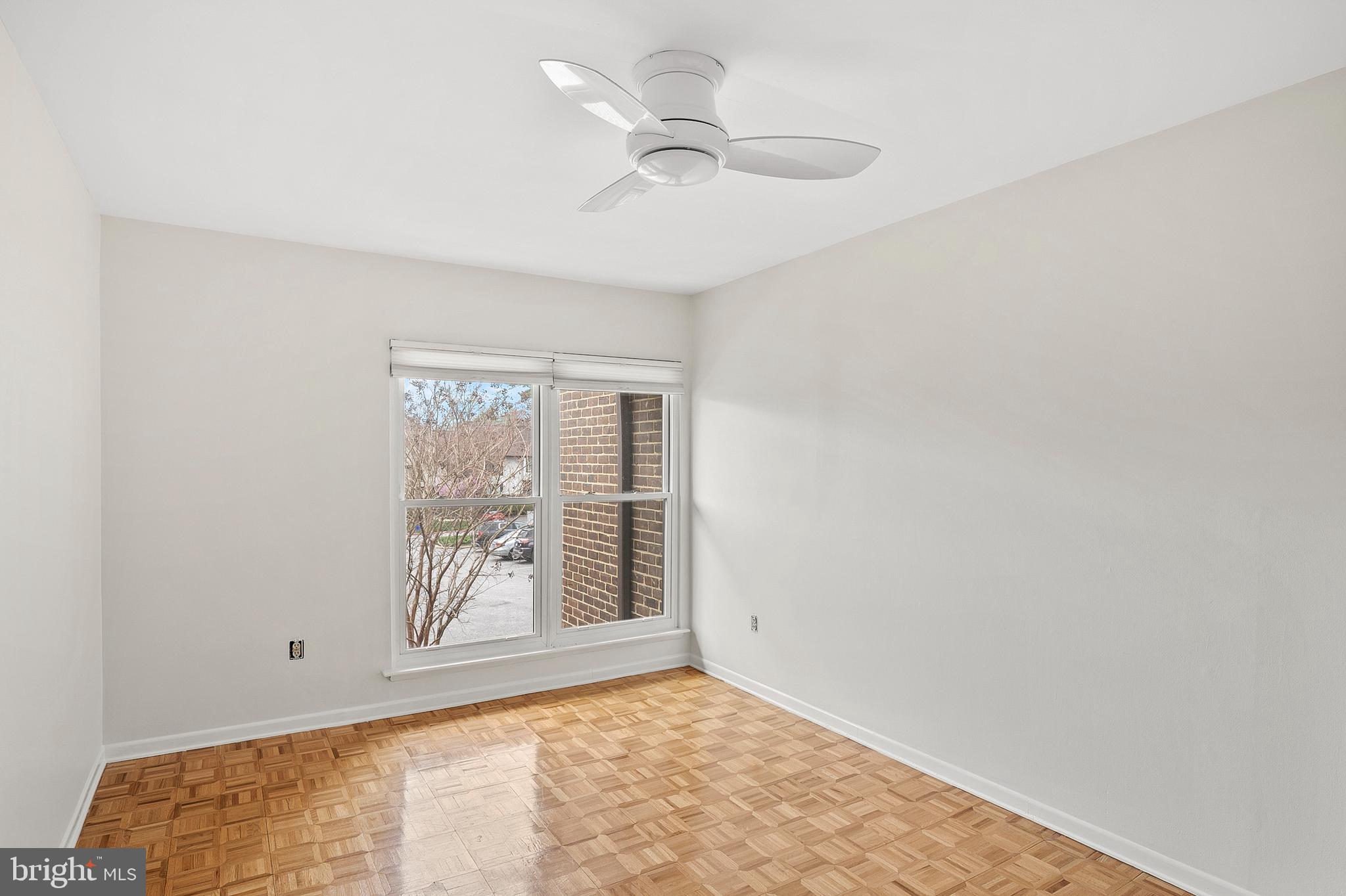 VANTAGE POINT - Residential