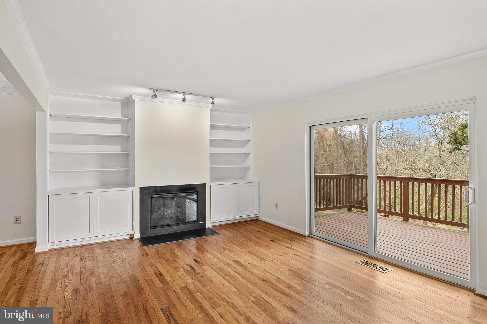 VANTAGE POINT - Residential