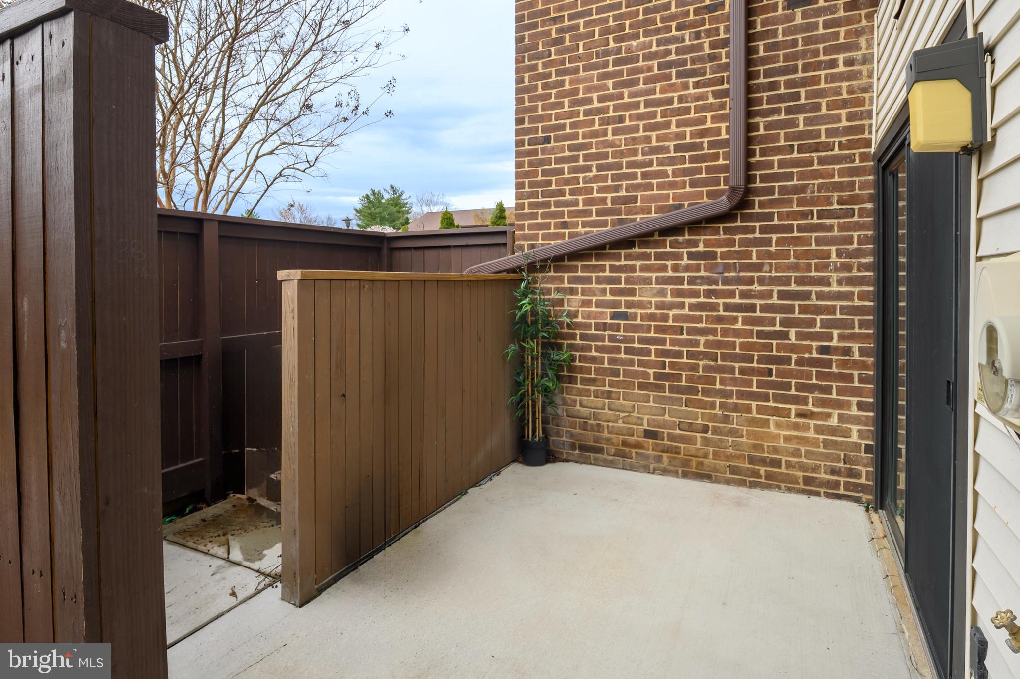 VANTAGE POINT - Residential