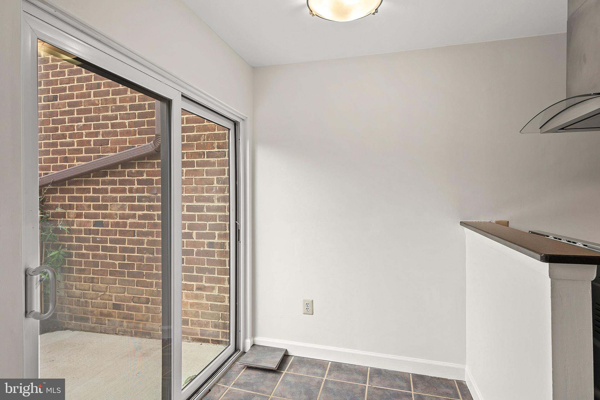 VANTAGE POINT - Residential