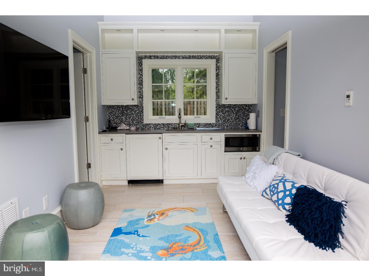 RITTENHOUSE ARBOR - Residential