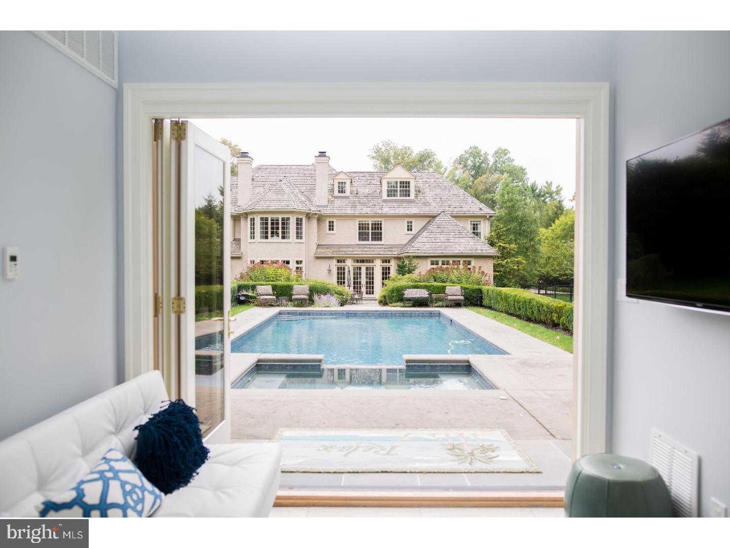 RITTENHOUSE ARBOR - Residential