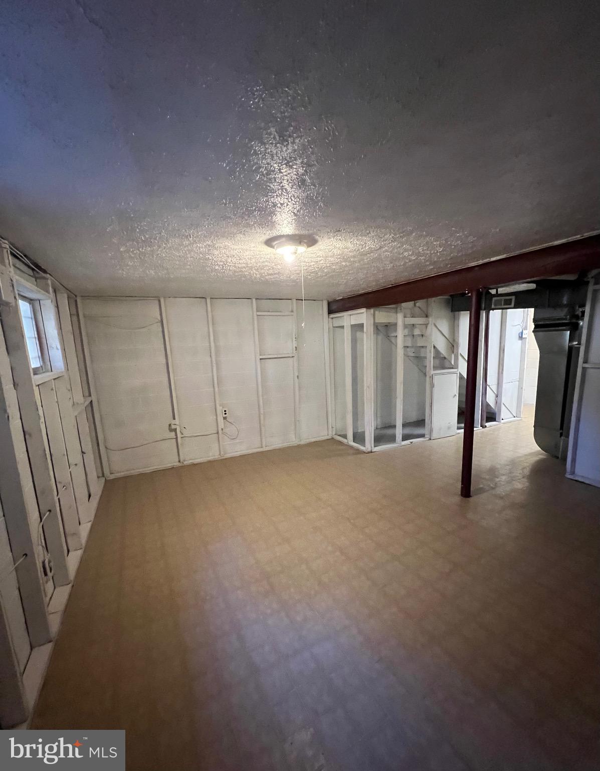 VILLAGE OF LONG REACH - Residential Lease