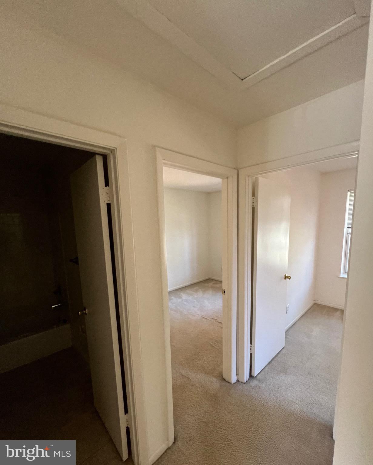 VILLAGE OF LONG REACH - Residential Lease