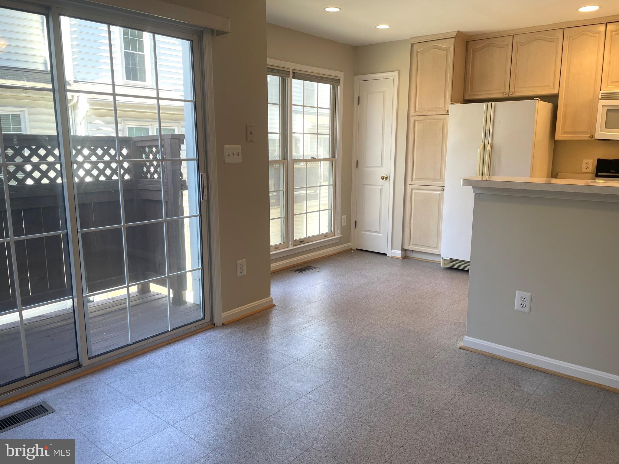 STONEGATE - Residential Lease