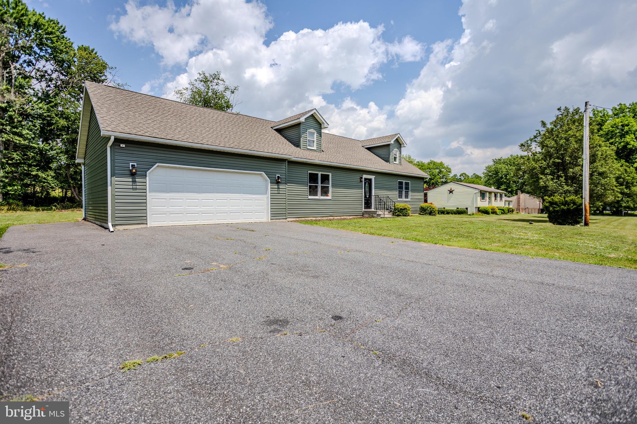 13 BLUE GILL TRAIL