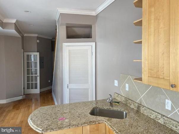 2106 SOUTH STREET 2