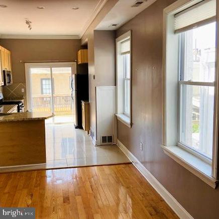 2106 SOUTH STREET 2