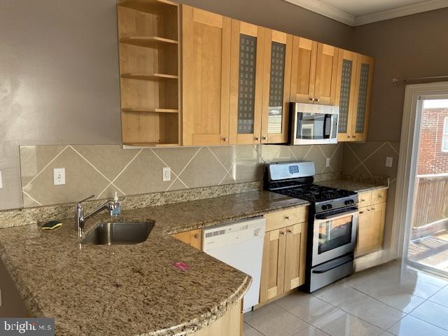 2106 SOUTH STREET 2