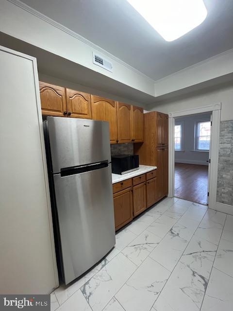 CHARLES VILLAGE - Residential Lease