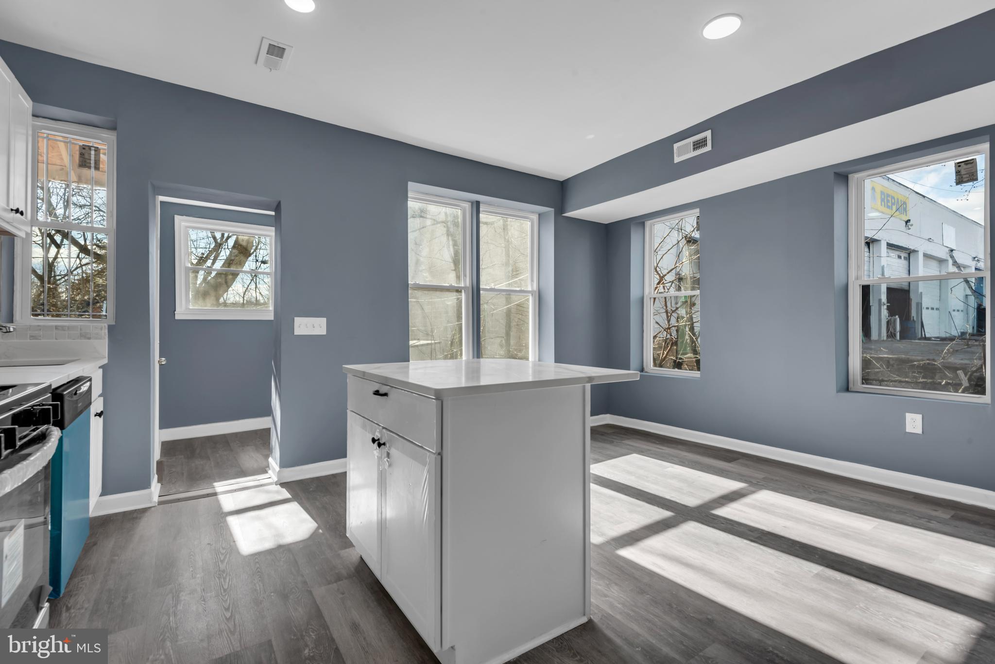 TOWANDA - Residential