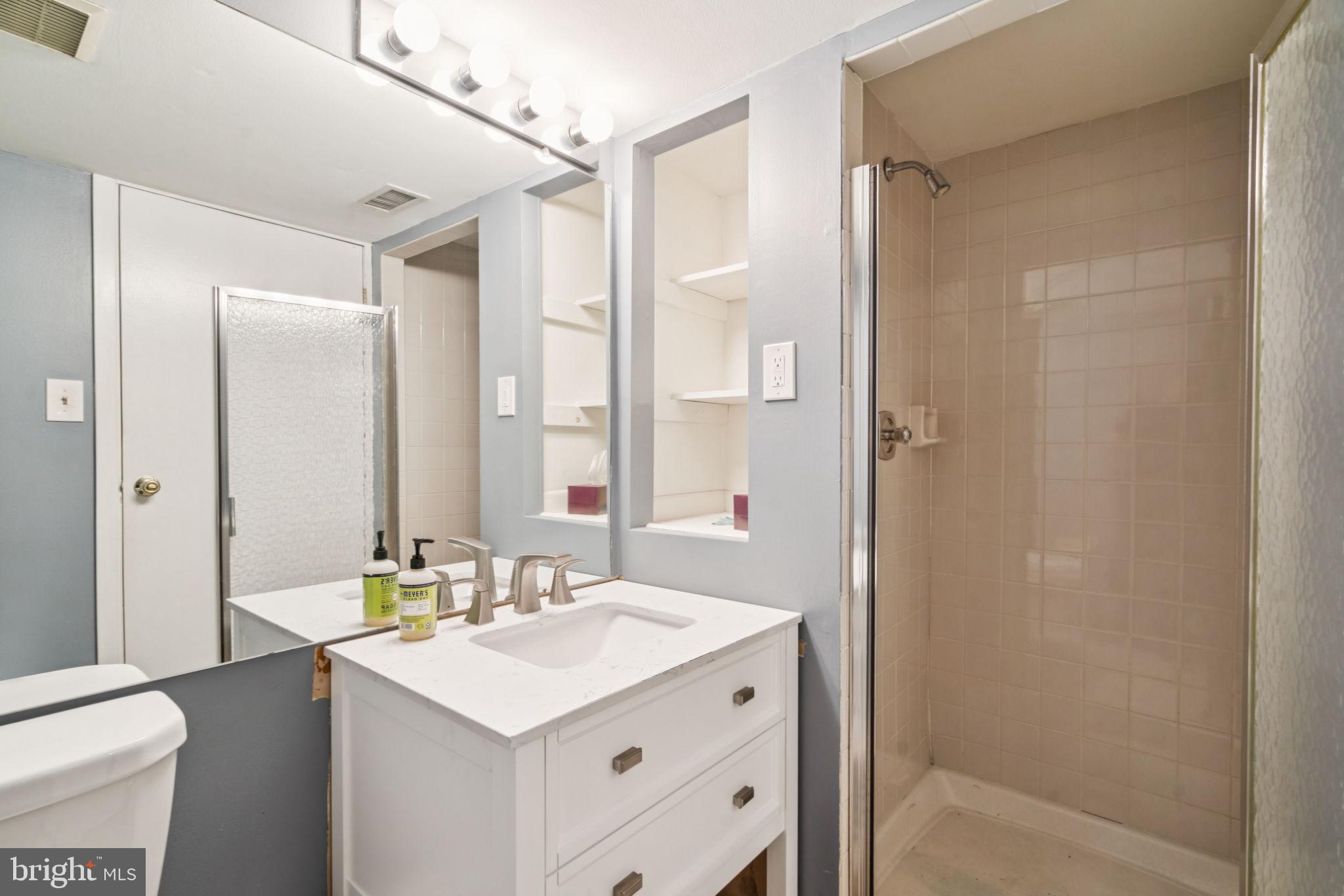 PHILADELPHIA - Residential