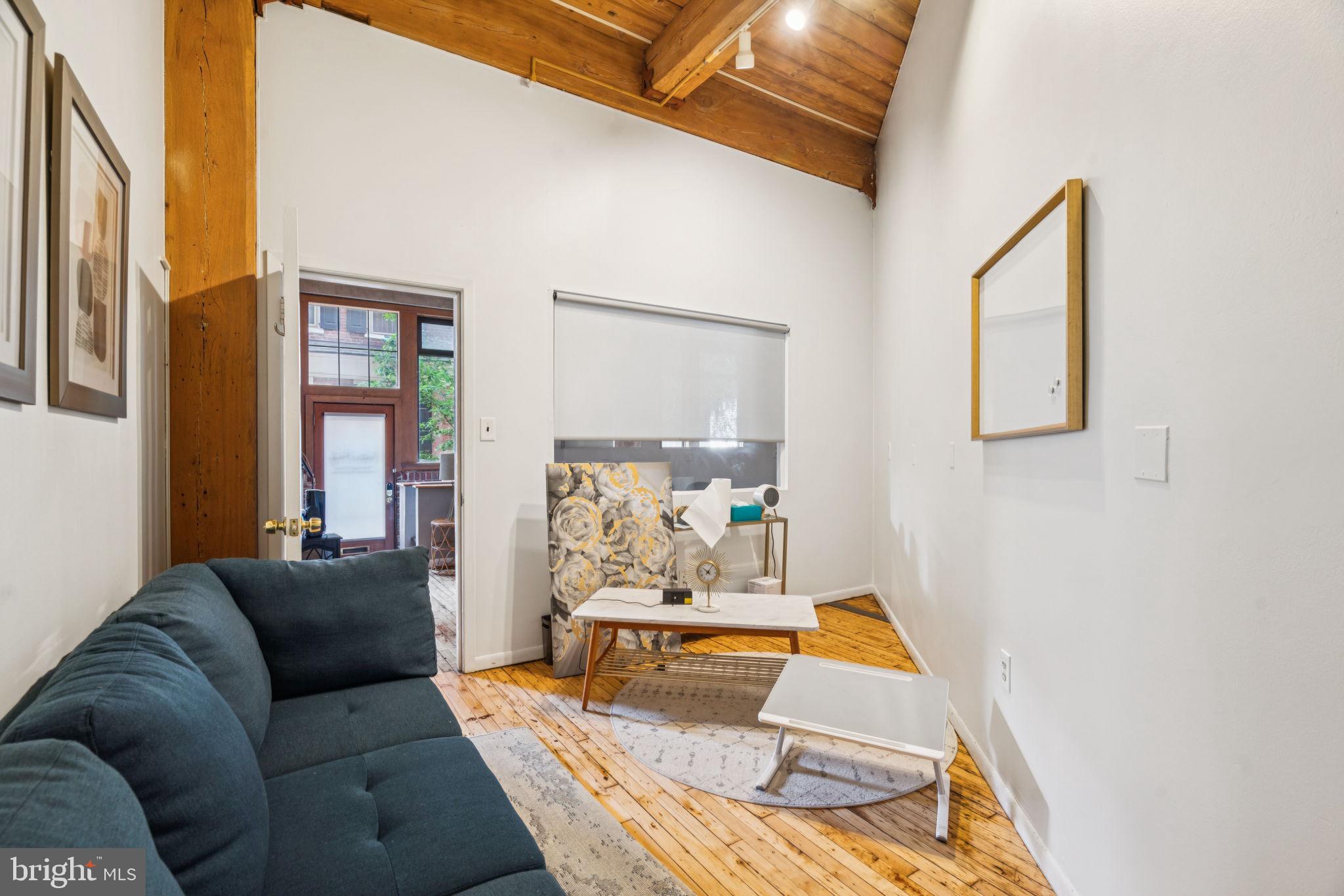 PHILADELPHIA - Residential