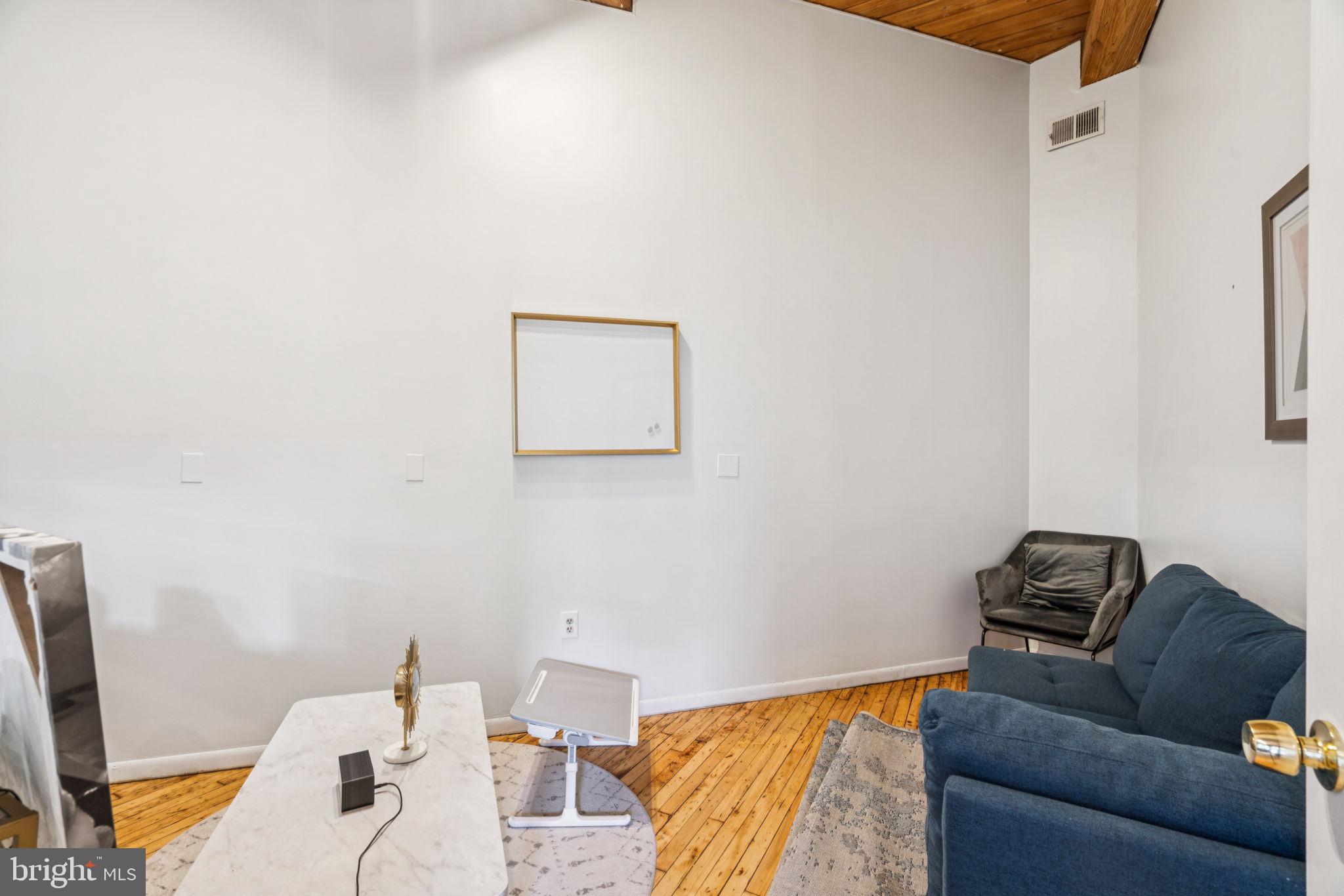 PHILADELPHIA - Residential