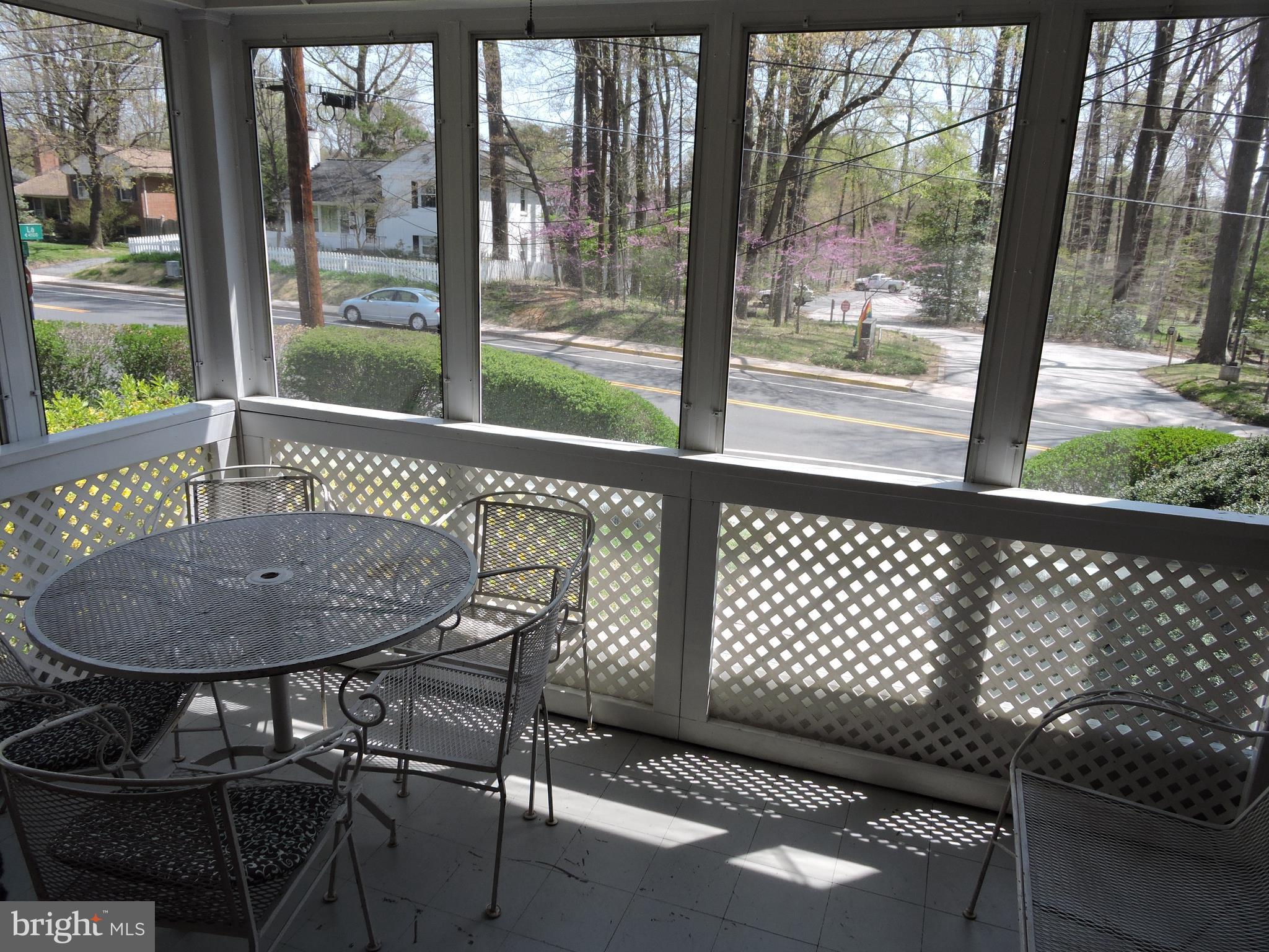 PARKWOOD - Residential Lease