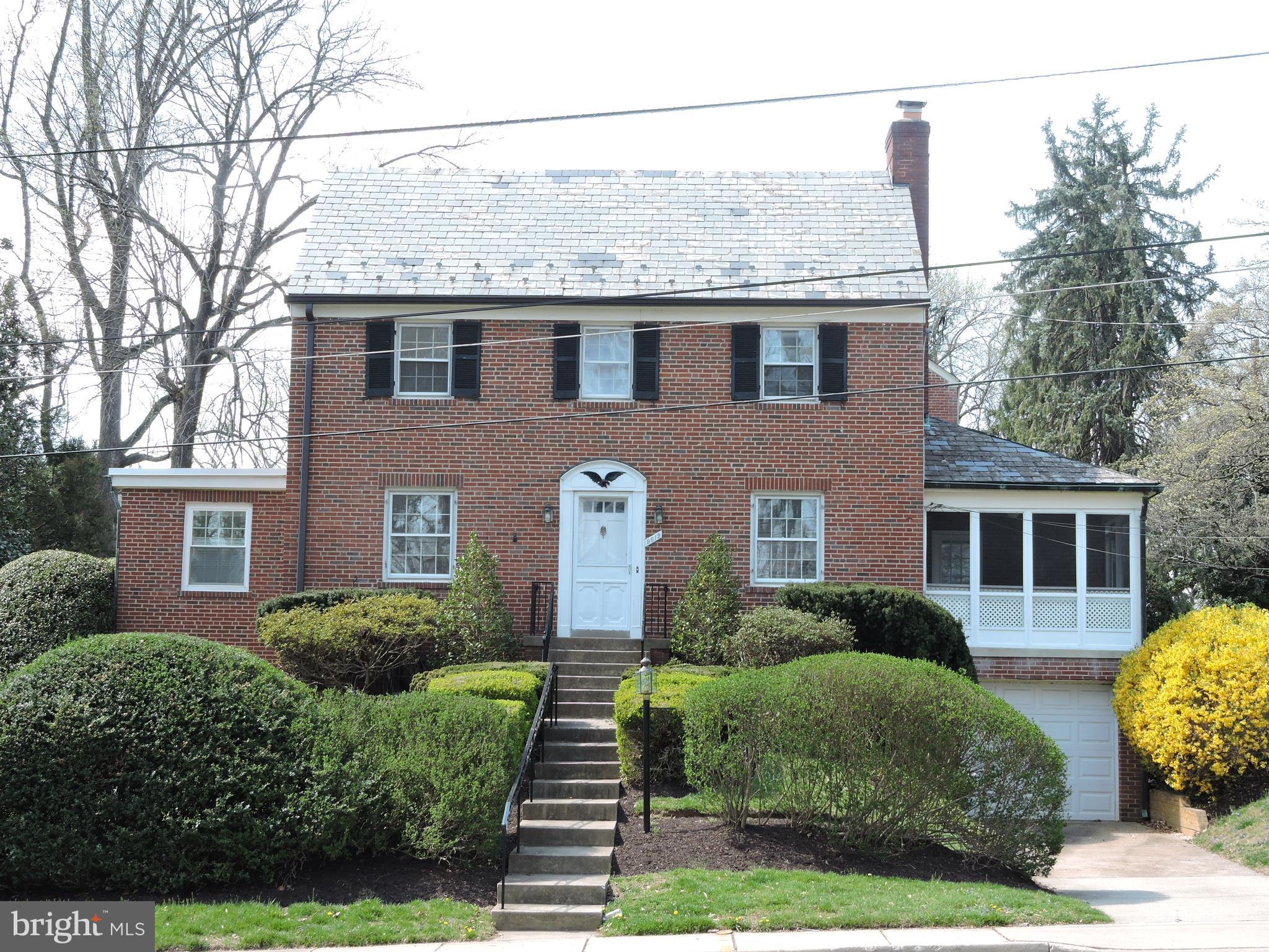 PARKWOOD - Residential Lease