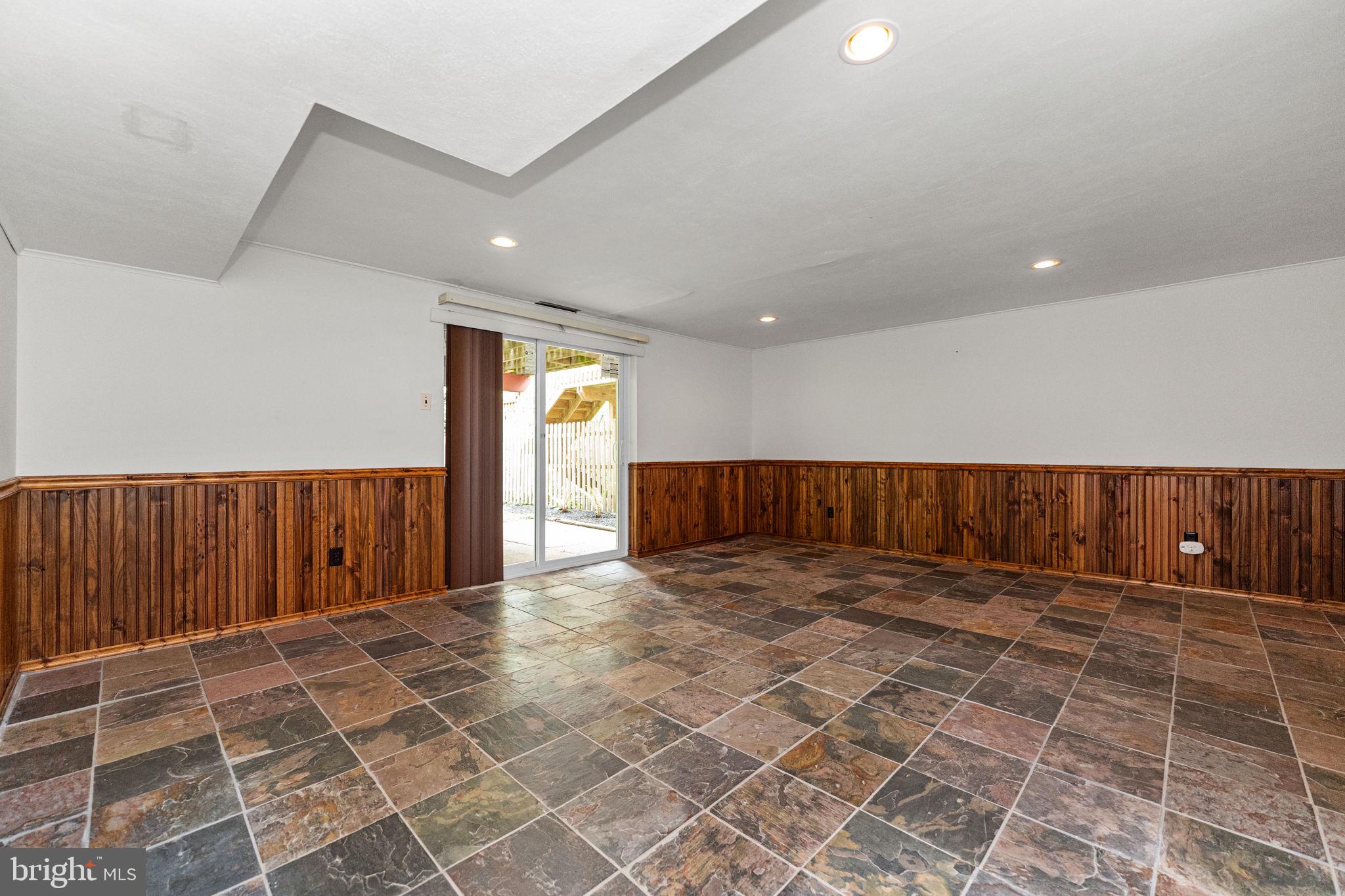 ROXBOROUGH - Residential