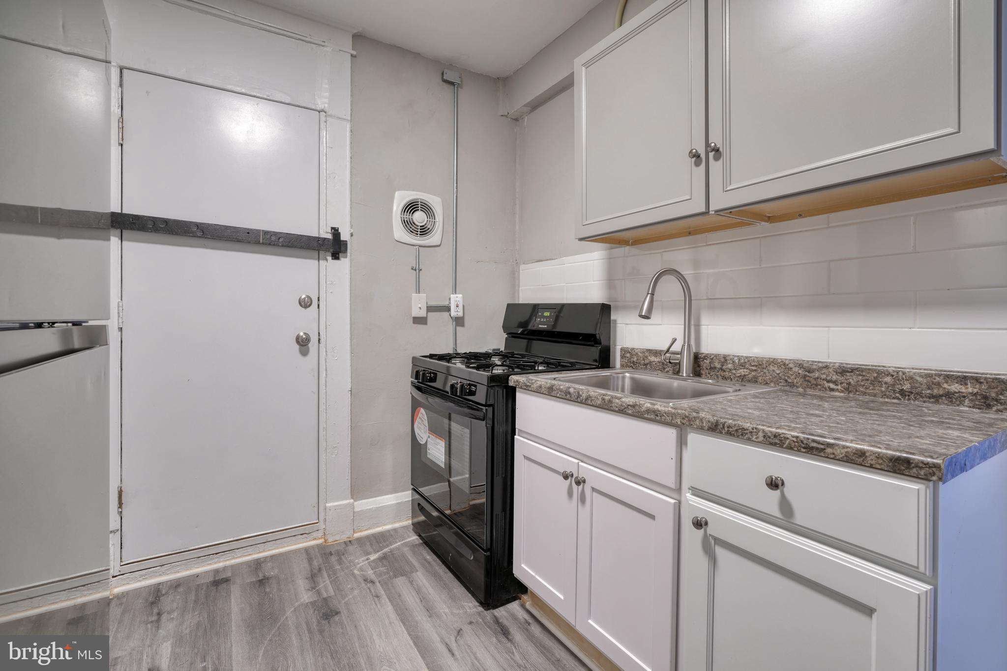 EDMONDSON VIILLAGE - Residential Lease