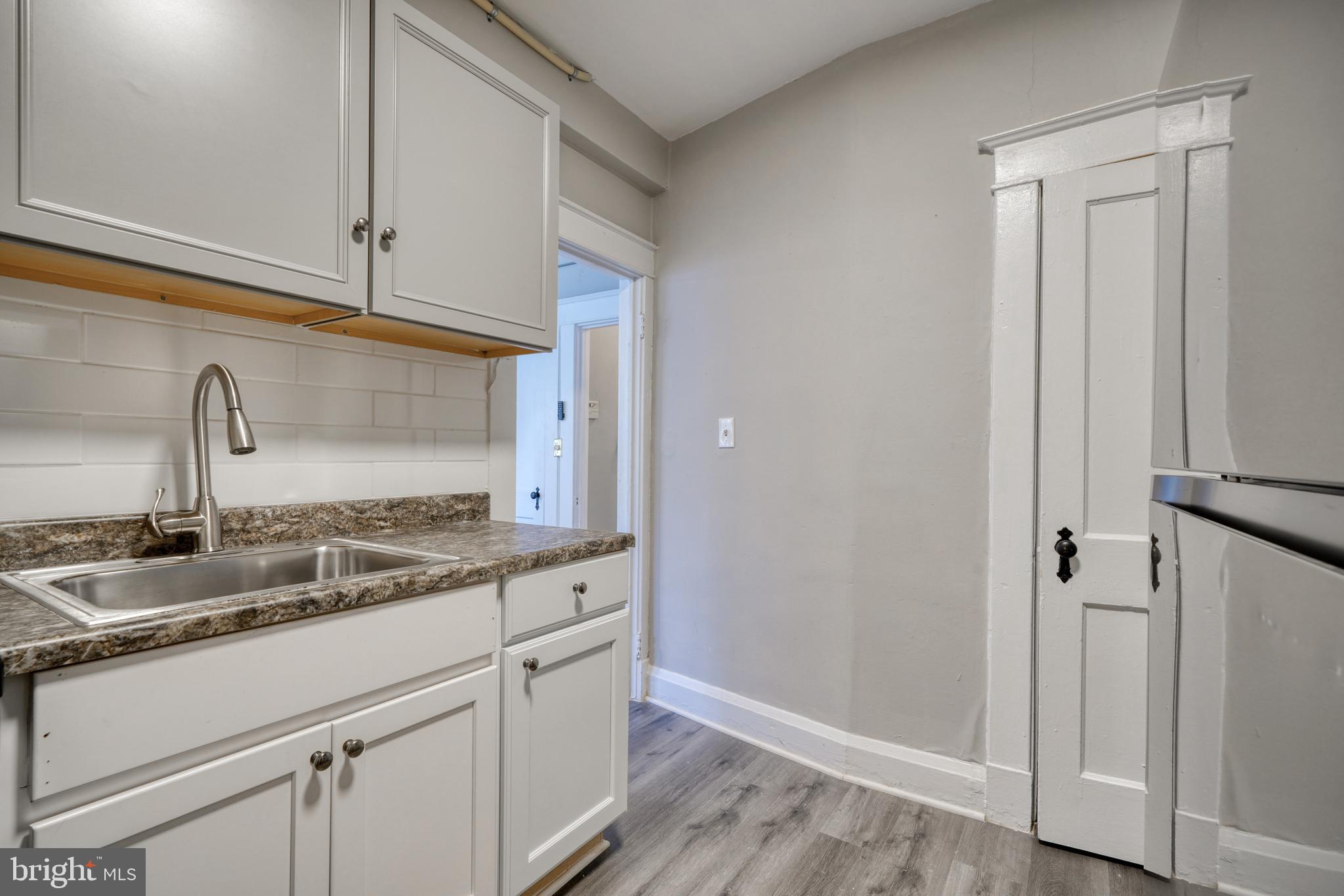 EDMONDSON VIILLAGE - Residential Lease