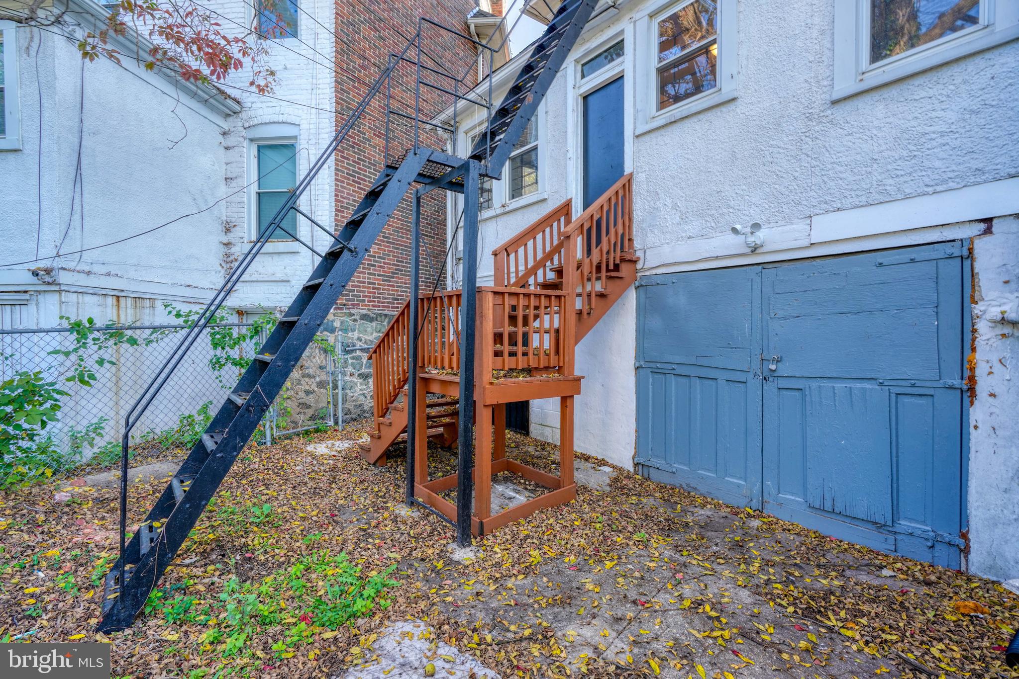 EDMONDSON VIILLAGE - Residential Lease