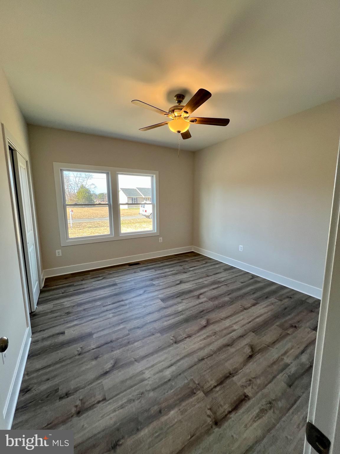 GLEBE HARBOR - Residential