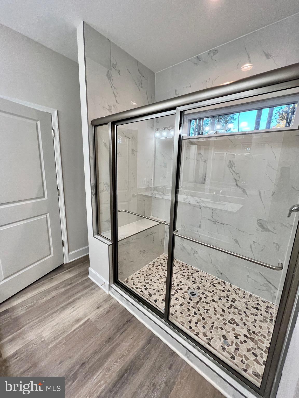 GLEBE HARBOR - Residential