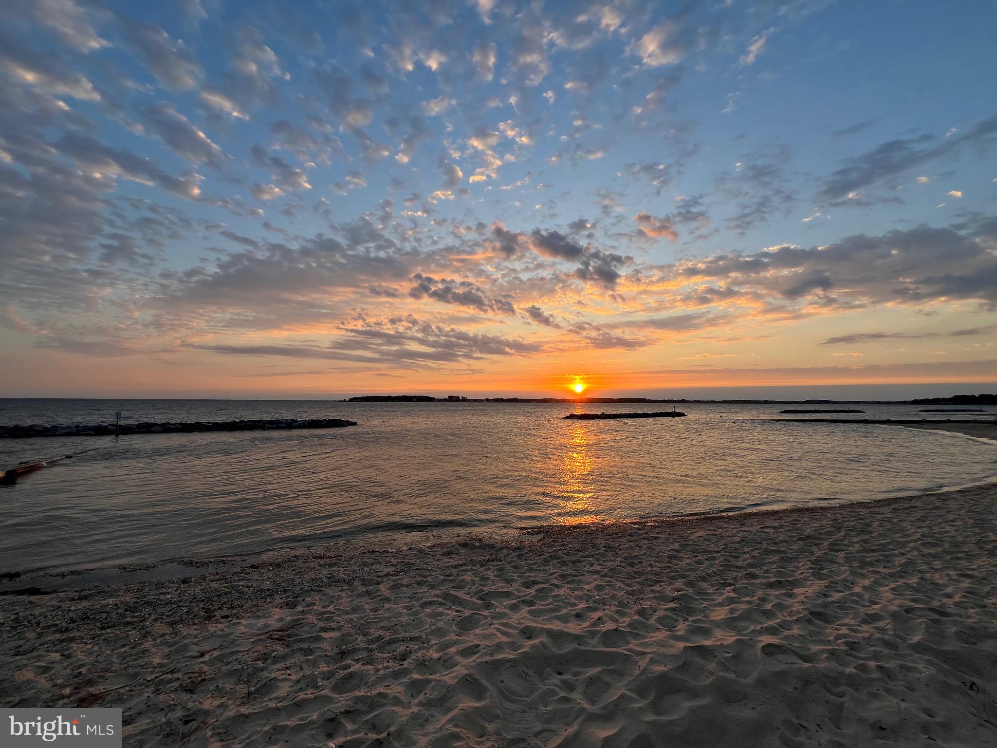 GLEBE HARBOR - Residential