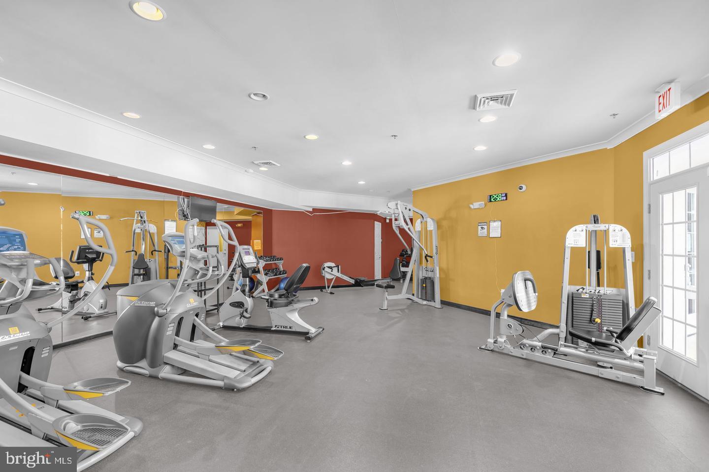 RESIDENCES AT VICTORY PROMENADE - Residential