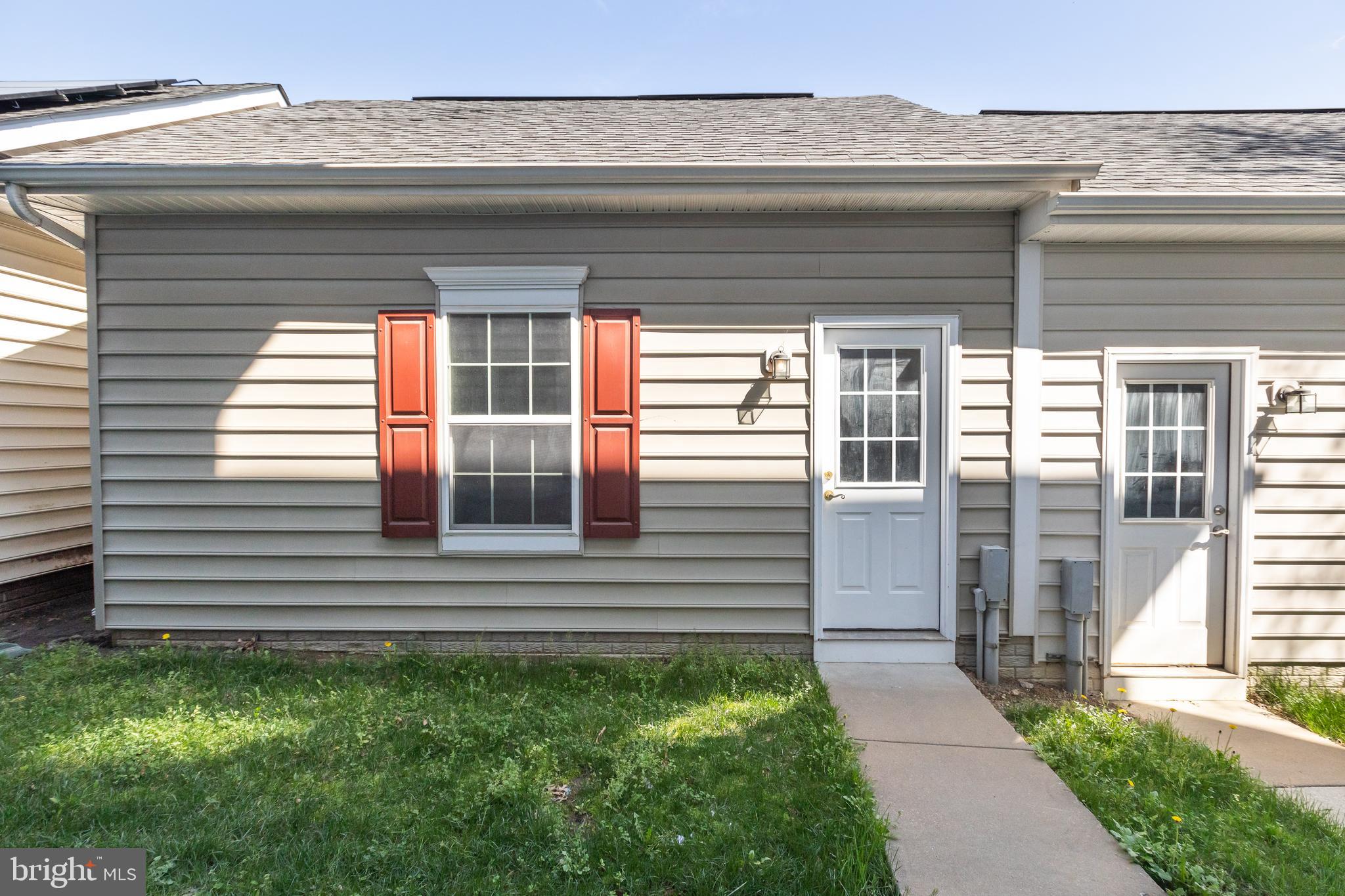 RESIDENCES AT VICTORY PROMENADE - Residential