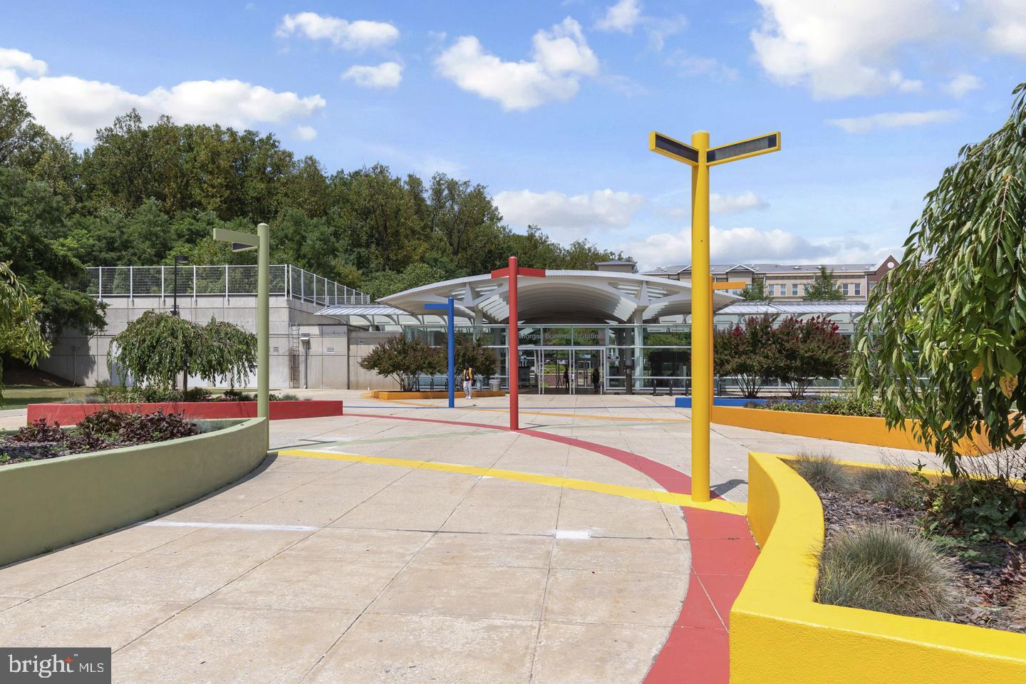 RESIDENCES AT VICTORY PROMENADE - Residential