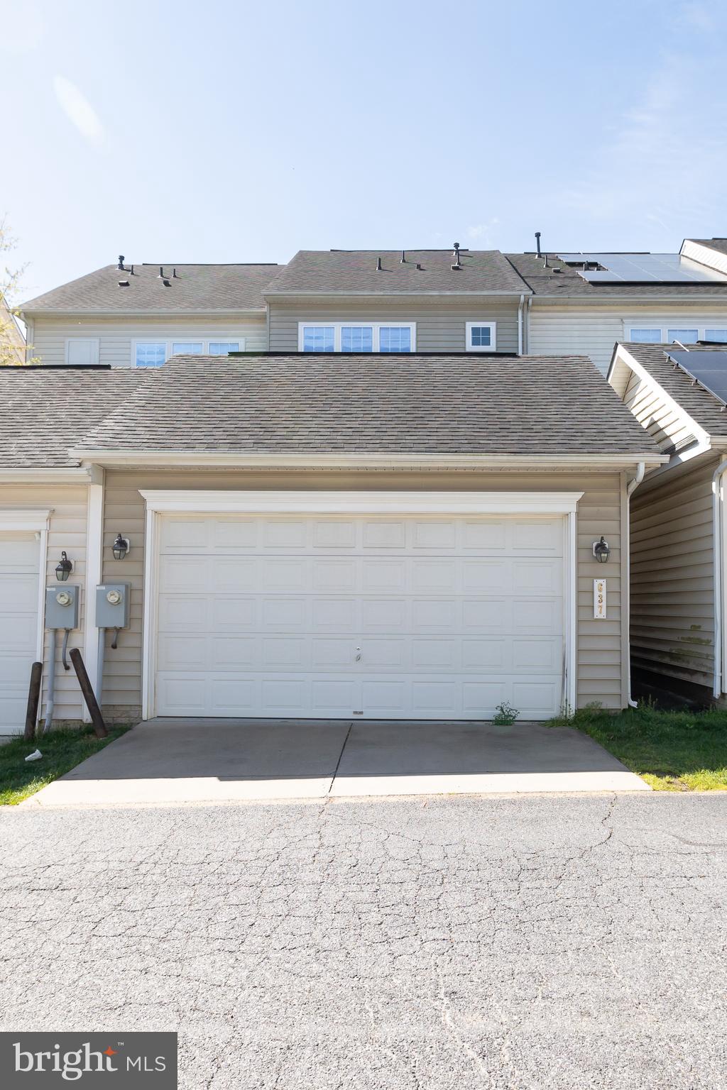 RESIDENCES AT VICTORY PROMENADE - Residential