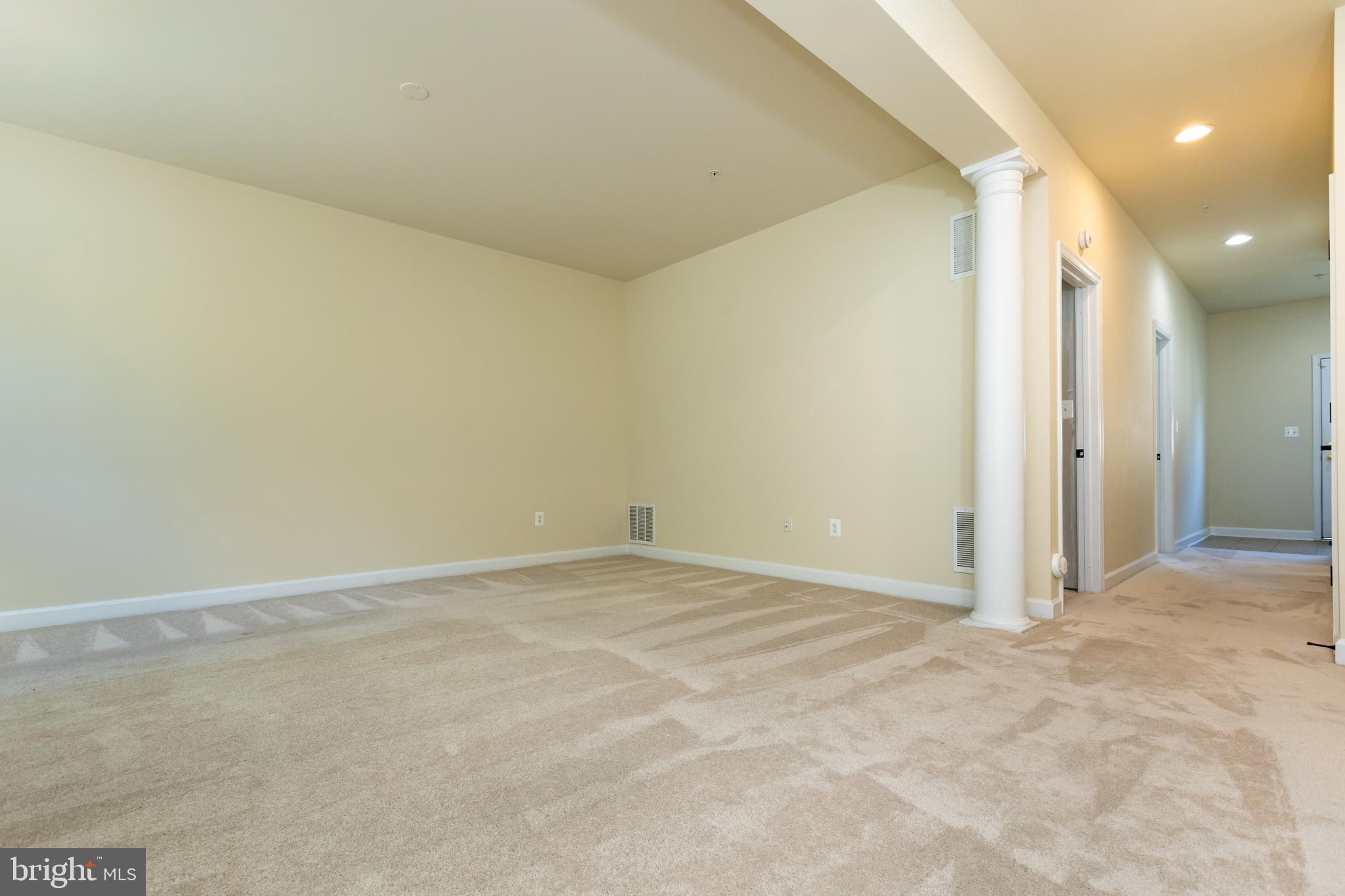 RESIDENCES AT VICTORY PROMENADE - Residential