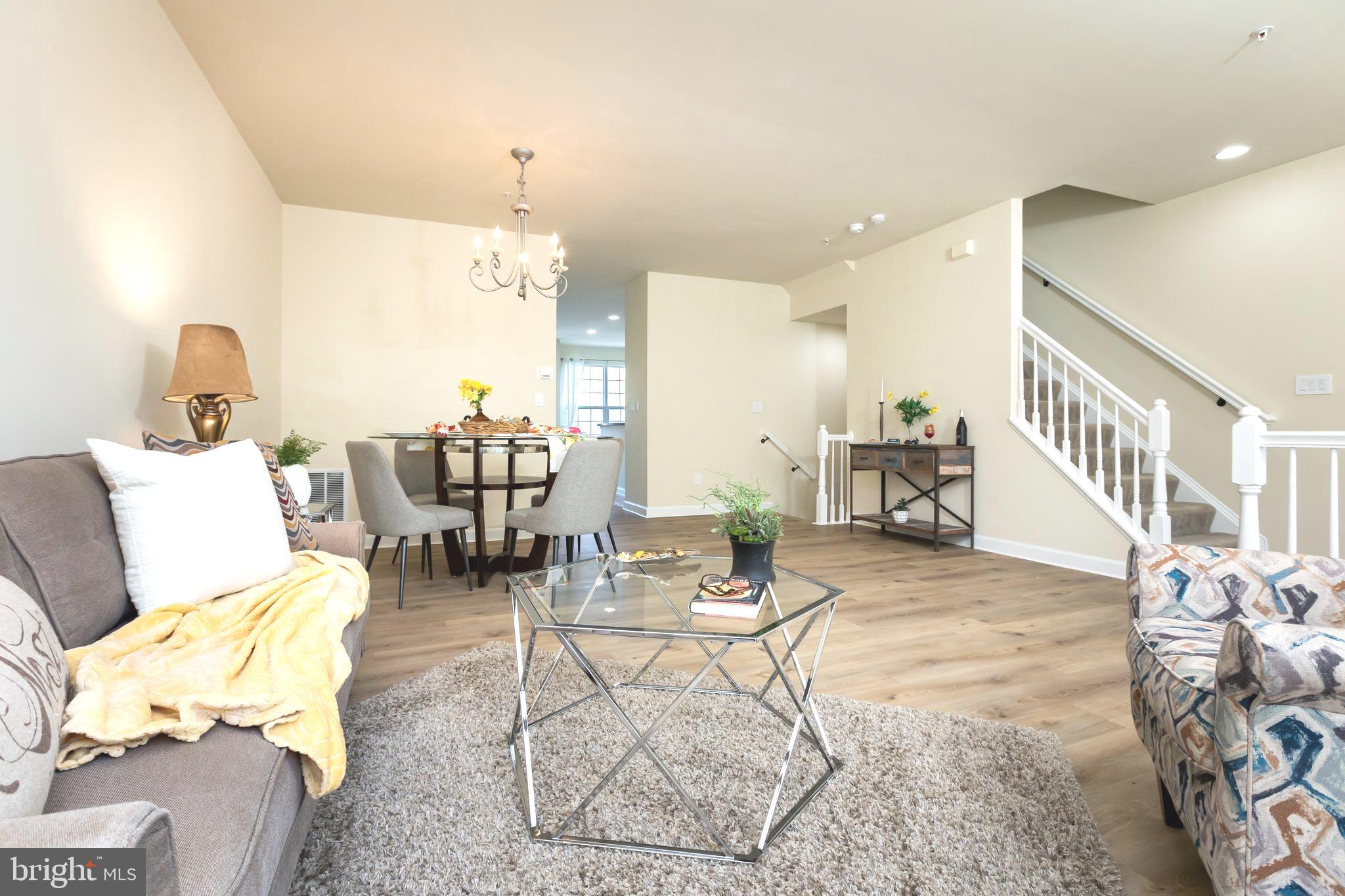 637 SPECTATOR AVENUE