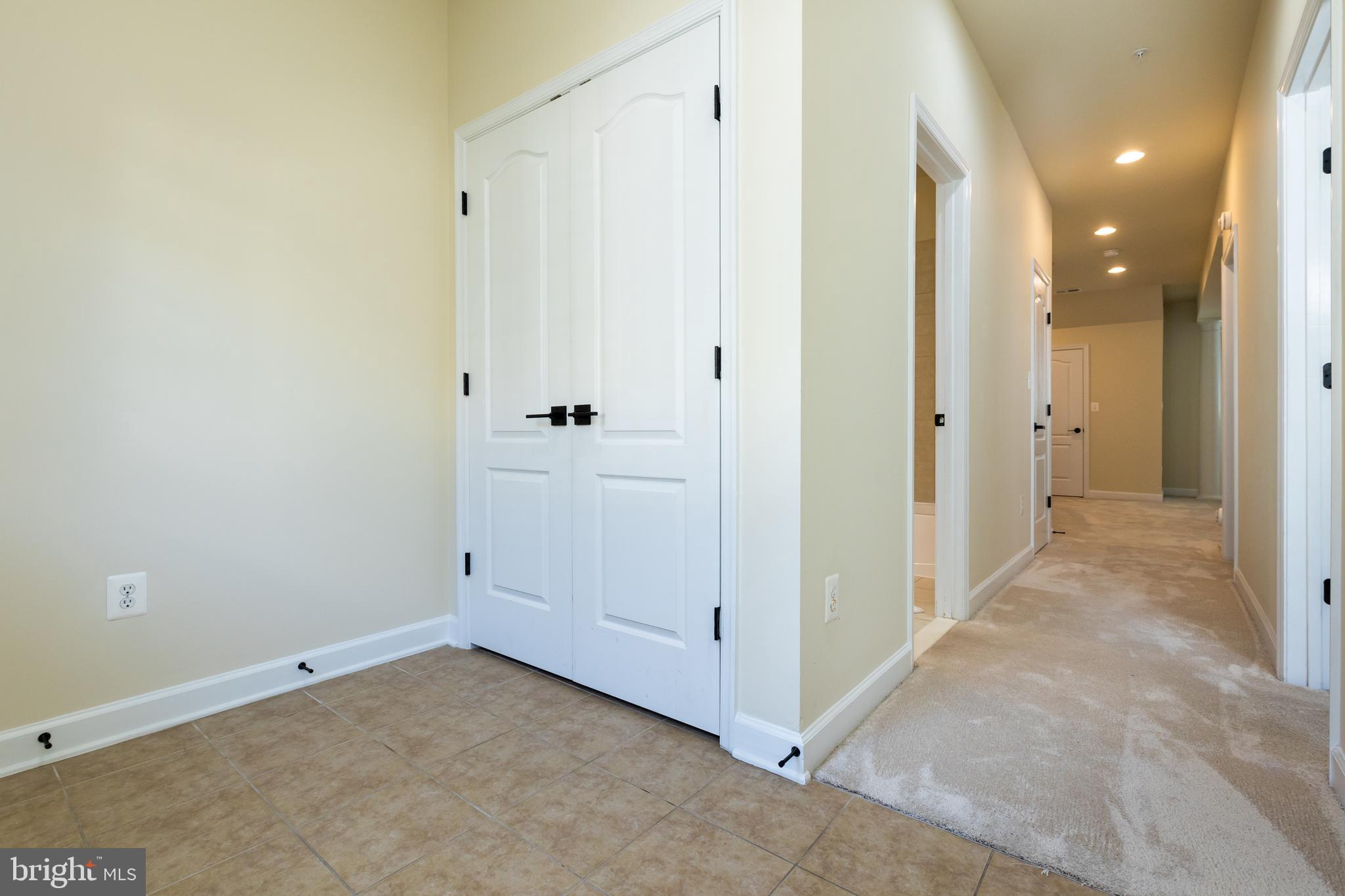 RESIDENCES AT VICTORY PROMENADE - Residential