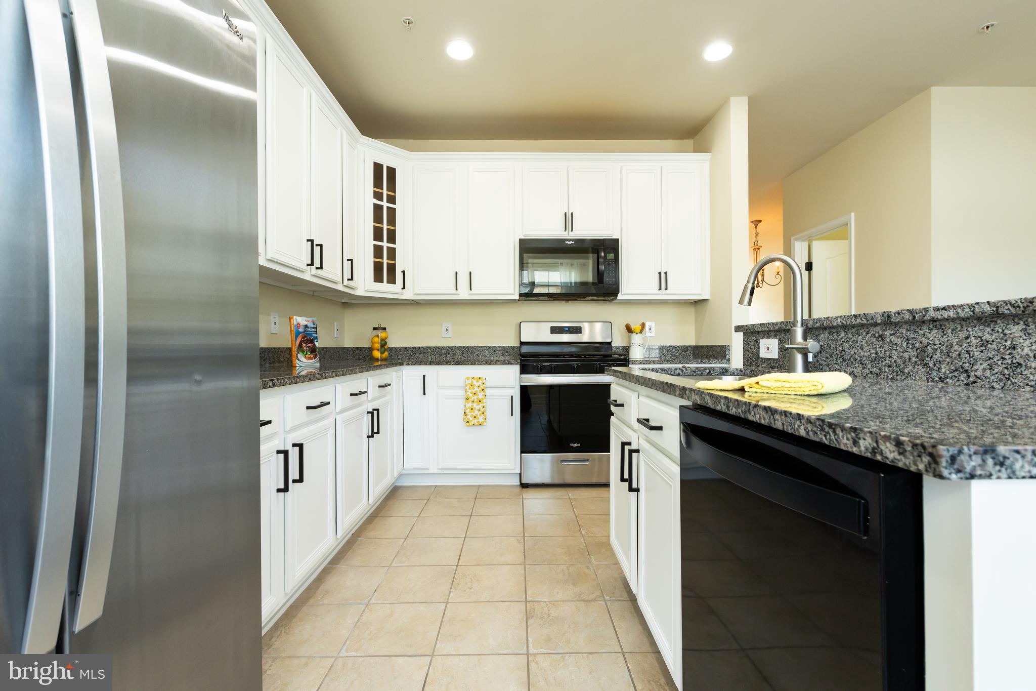 RESIDENCES AT VICTORY PROMENADE - Residential