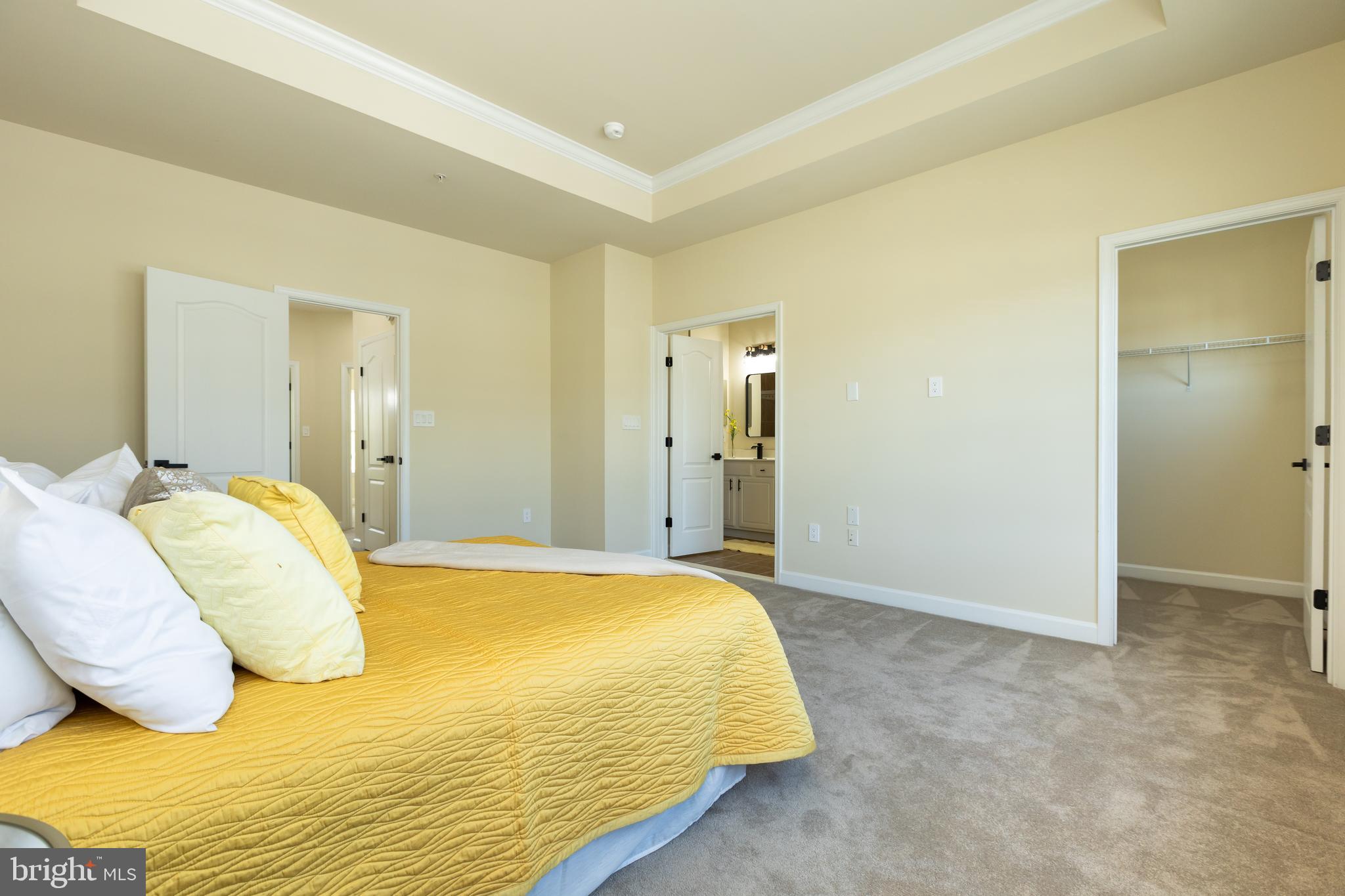 RESIDENCES AT VICTORY PROMENADE - Residential