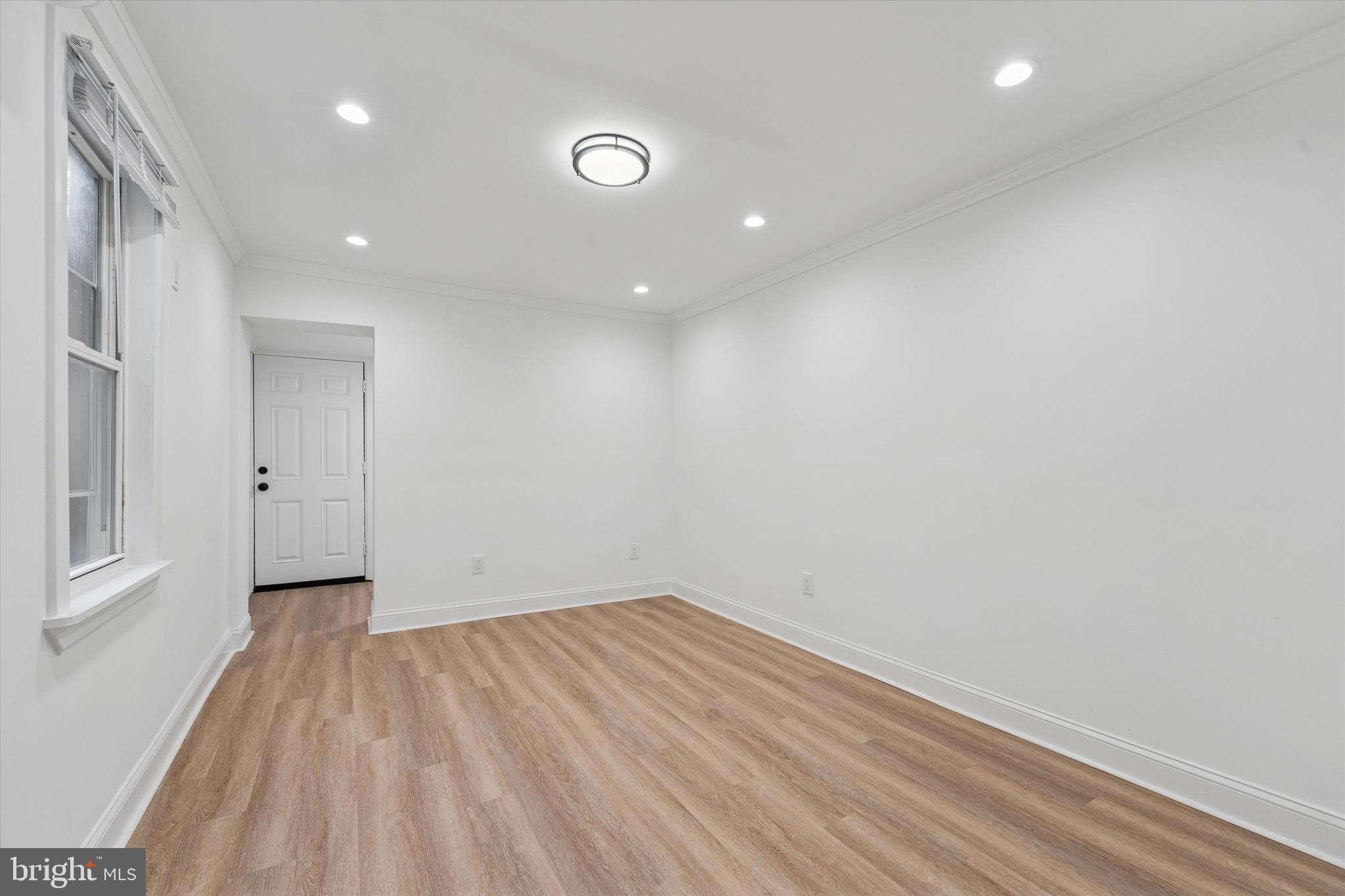 OLDE KENSINGTON - Residential